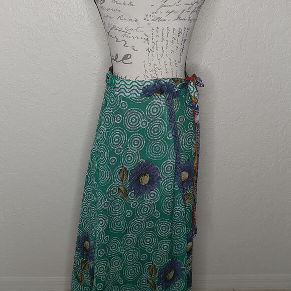 India Boutique Floral Two Sided Wrap Skirt Multicolored - Picture 5 of 9